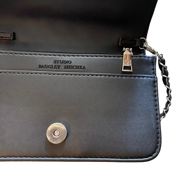 Badgley Mischka Quilted Flap Crossbody Mini Camera Bag w/ Silver Hardware NWOT - Picture 5 of 11